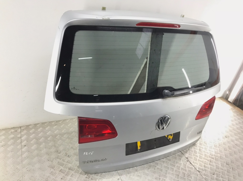 Крышка багажника для Volkswagen Touran, 2010 г. дизель б/у — фото 4