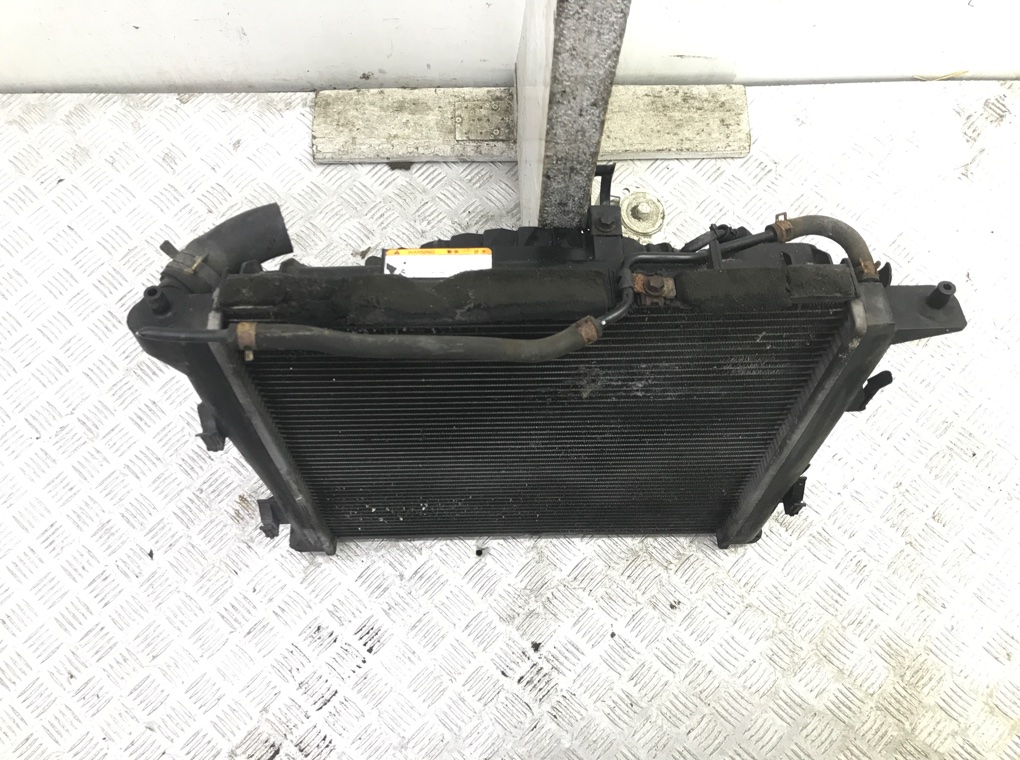 Кассета радиаторов для Hyundai i30, 2007 г. 1.6 CRDi дизель б/у — фото 3