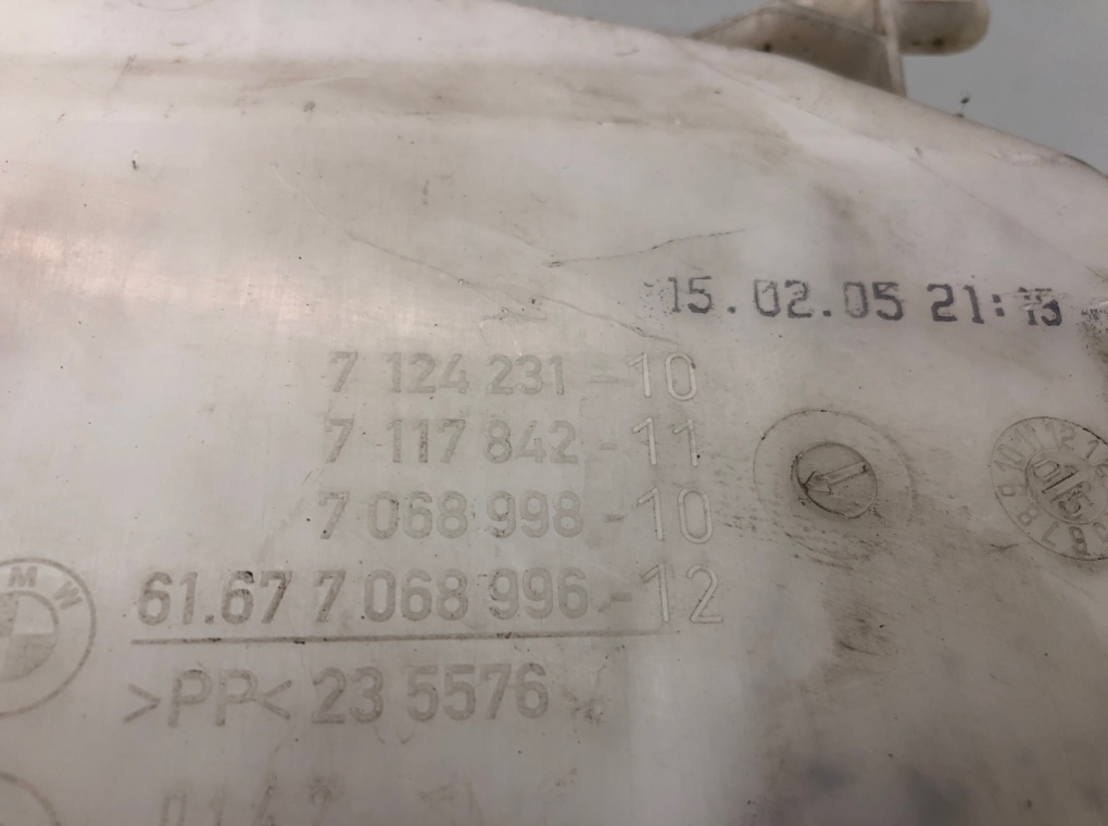 Бачок омывателя для BMW 1 E87/E81/E82/E88, 2005 г. 1.6 i бензин б/у — фото 5