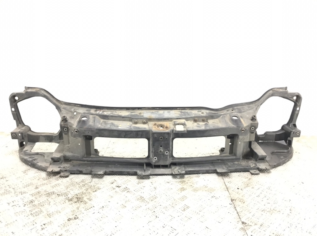 Панель передняя (телевизор) для Nissan Primastar, 2013 г. 2.0 DCi дизель б/у