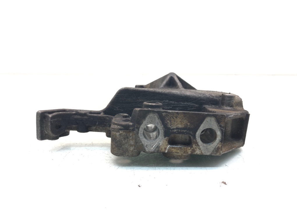 Кронштейн двигателя для Peugeot 307, 2004 г. 2.0 HDi дизель б/у — фото 4