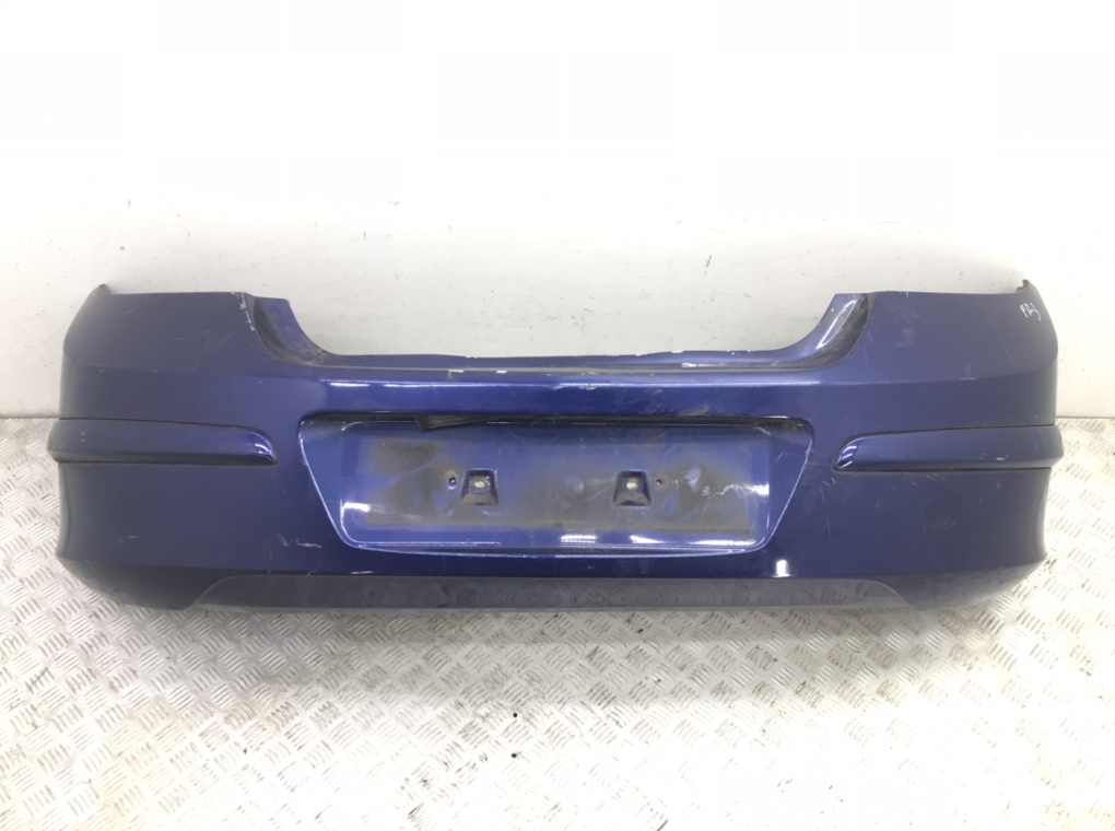Бампер задний для Opel Astra, 2004 г. 1.6 i бензин б/у
