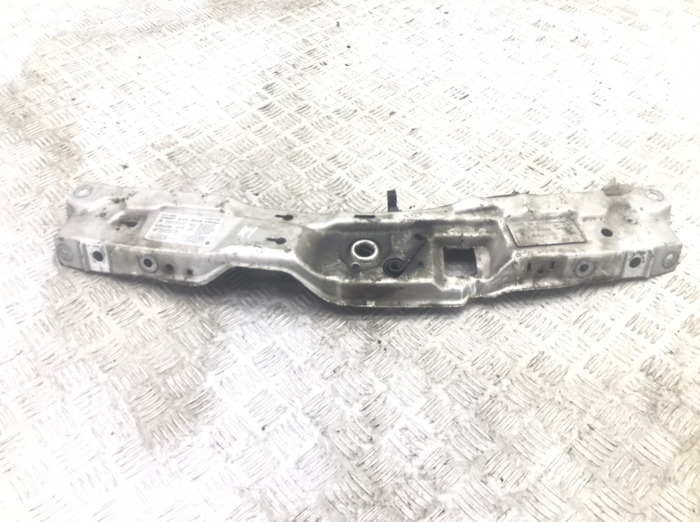 Планка под капот для Opel Meriva, 2005 г. 1.4 i бензин б/у