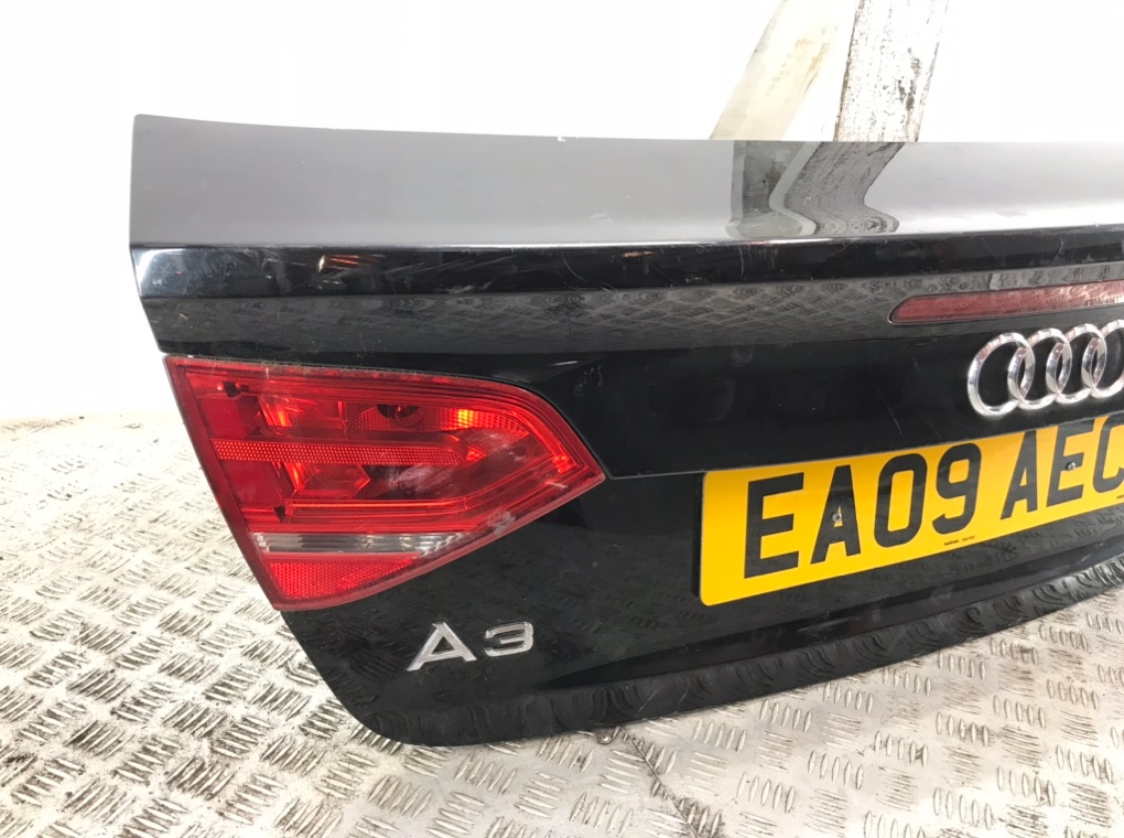Крышка багажника для Audi A3, 2009 г. 2.0 TDi дизель б/у — фото 4