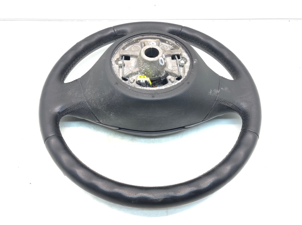 Руль для BMW 3 E90/E91/E92/E93, 2010 г. 2.0 TD дизель б/у — фото 4