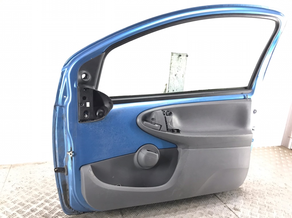 Дверь передняя правая для Peugeot 107, 2006 г. 1.0 i бензин б/у — фото 8