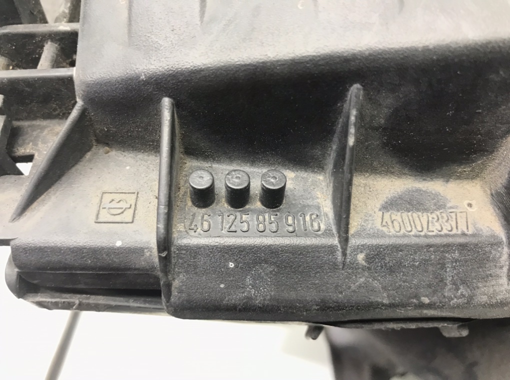 Корпус воздушного фильтра для Opel Meriva, 2007 г. 1.4 i бензин б/у — фото 6