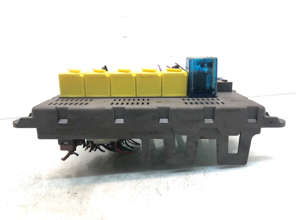 Блок предохранителей для Land Rover Freelander, 2002 г. 2.0 TD дизель б/у — фото 4
