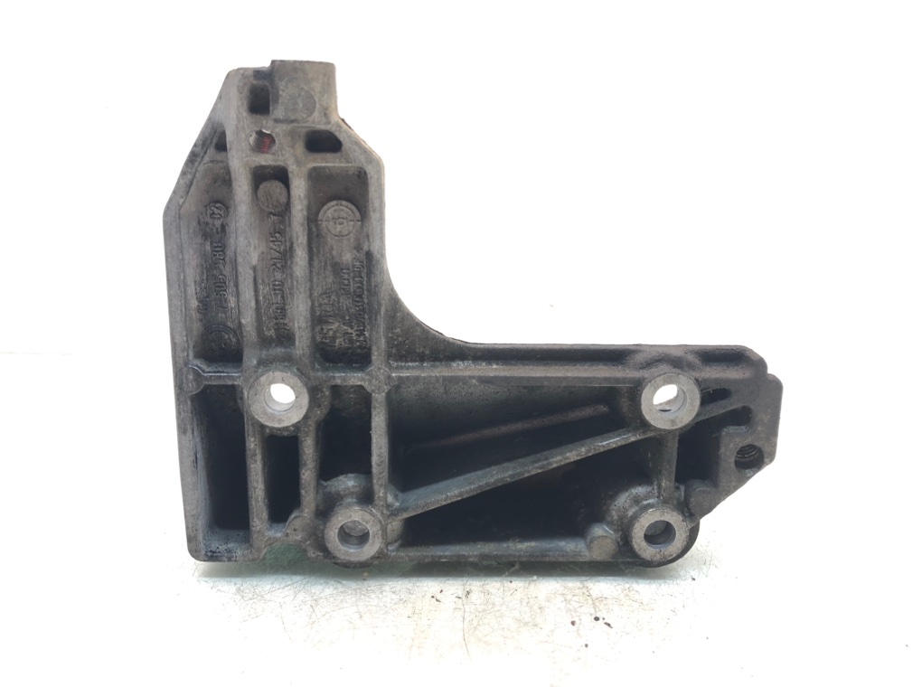 Кронштейн компрессора кондиционера для BMW 1 E87/E81/E82/E88, 2006 г. 1.6 i бензин б/у — фото 6