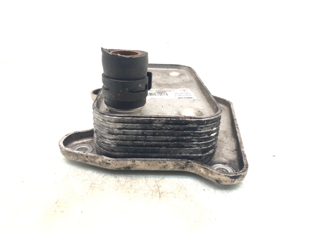 Радиатор масляный для Mercedes C W203, 2005 г. 2.2 CDi дизель б/у — фото 5