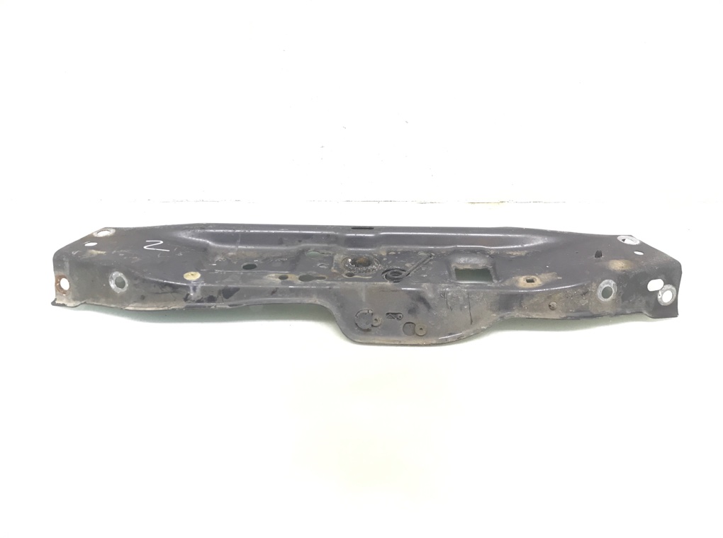 Планка под капот для Opel Astra, 2009 г. 1.4 i бензин б/у
