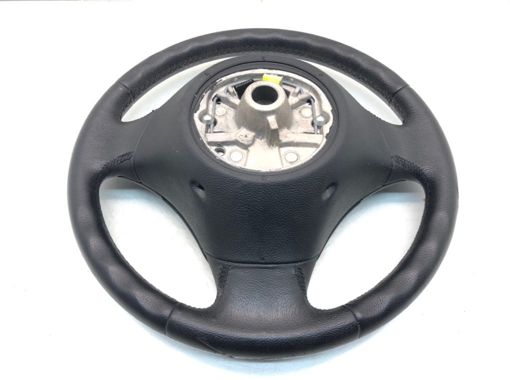 Руль для BMW 3 E90/E91/E92/E93, 2010 г. 2.0 i бензин б/у — фото 3