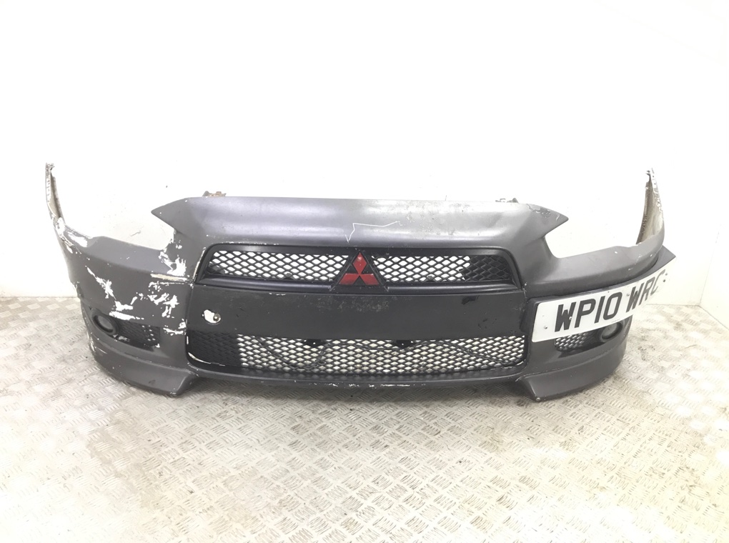 Бампер передний для Mitsubishi Lancer, 2010 г. 2.0 DiD дизель б/у
