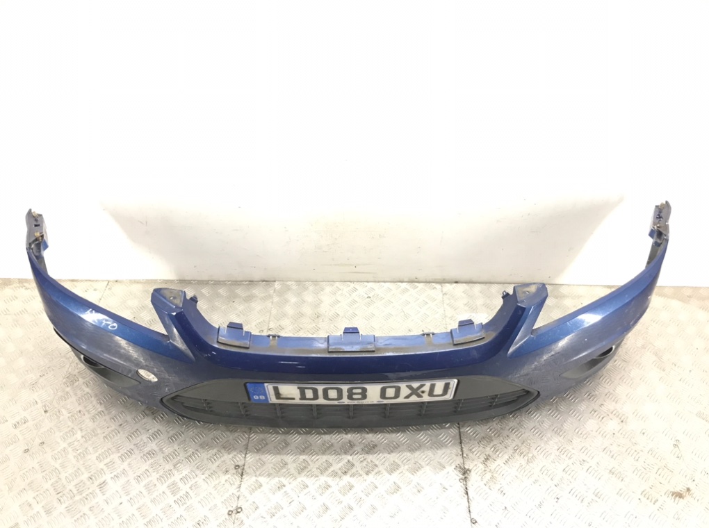 Бампер передний для Ford Focus, 2008 г. 1.6 i бензин б/у — фото 2
