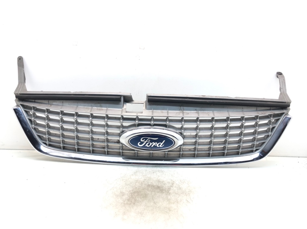Решетка радиатора для Ford Mondeo, 2007 г. 2.0 TDCi дизель б/у