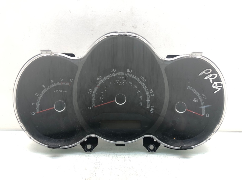 Щиток приборов (приборная панель) для Kia Venga, 2010 г. 1.4 CRDi дизель б/у