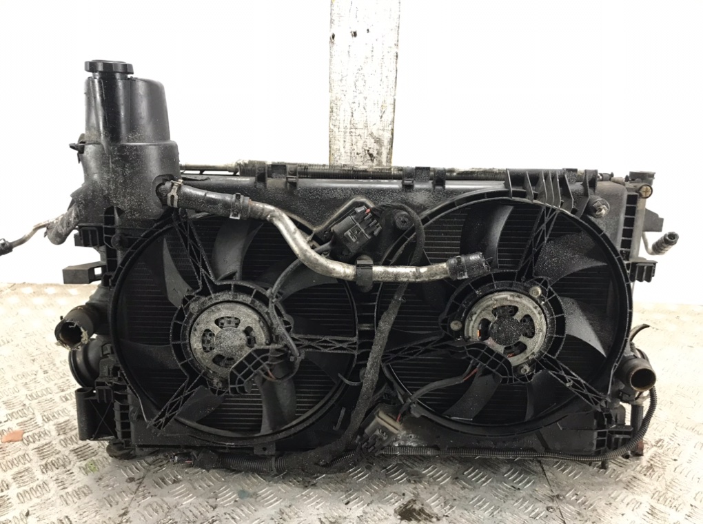 Кассета радиаторов для Opel Insignia, 2010 г. 2.0 CDTi дизель б/у