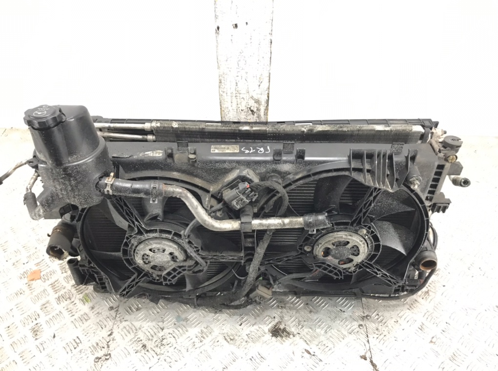 Кассета радиаторов для Opel Insignia, 2010 г. 2.0 CDTi дизель б/у — фото 2