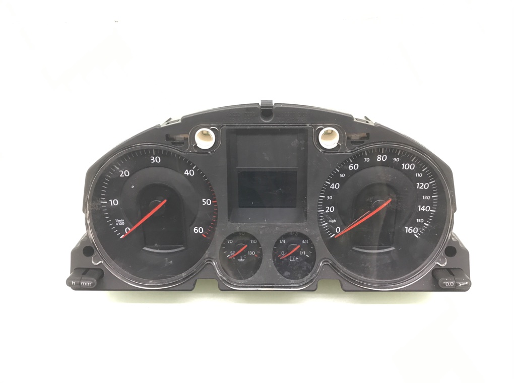 Щиток приборов (приборная панель) для Volkswagen Passat, 2005 г. 1.9 TDi дизель б/у