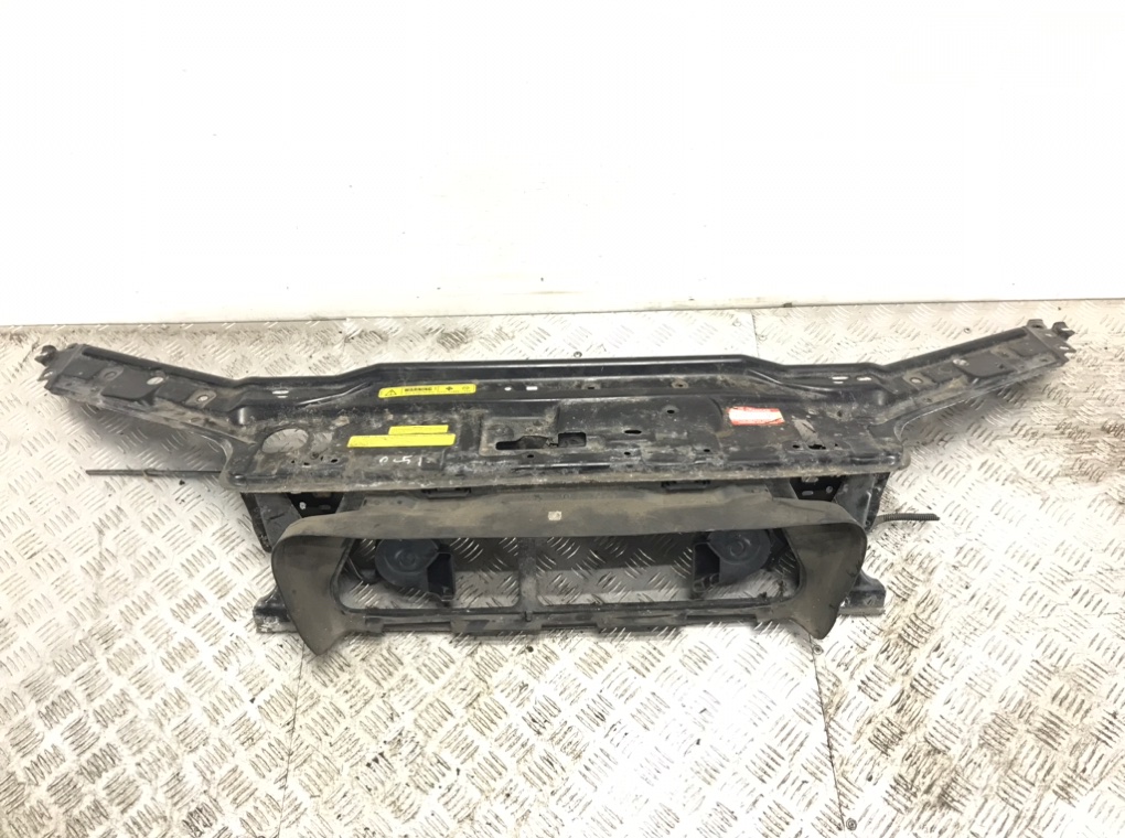 Планка под капот для Volvo S60, 2004 г. 2.0 Ti бензин б/у — фото 2