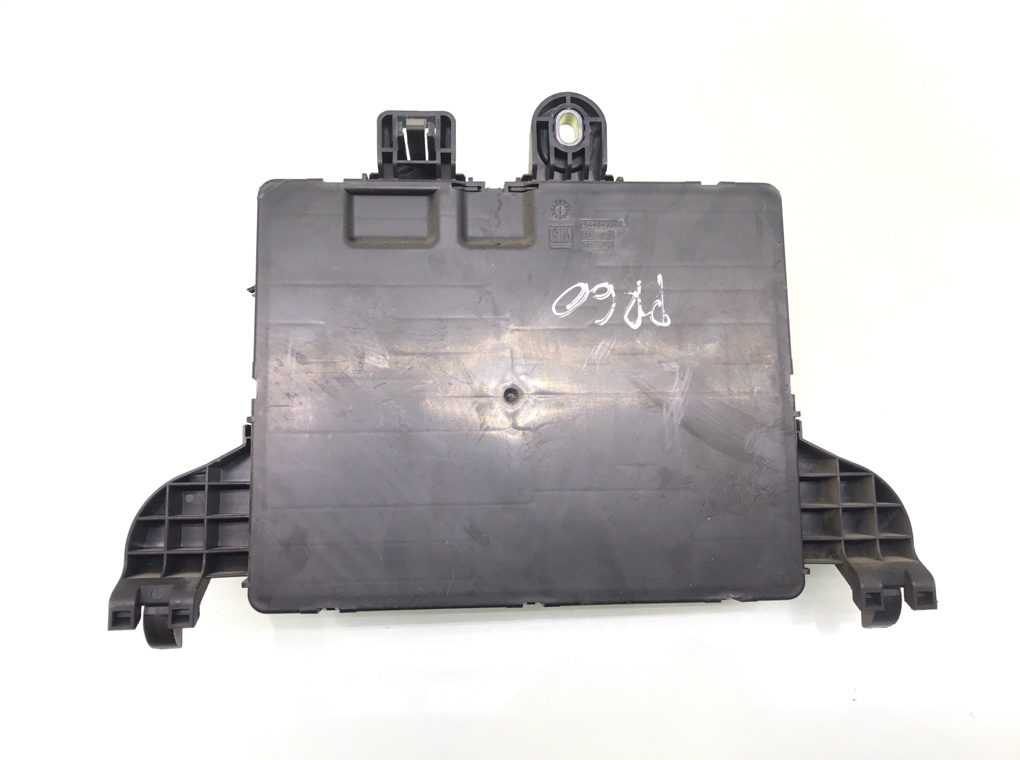 Блок предохранителей для Opel Insignia, 2011 г. 2.0 CDTi дизель б/у — фото 4