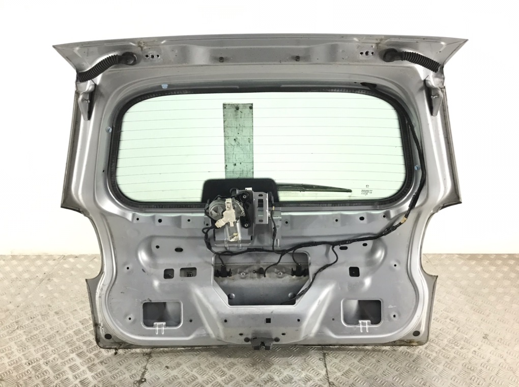 Крышка багажника для Peugeot 207, 2010 г. 1.6 HDi дизель б/у — фото 5