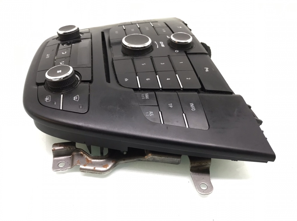 Блок управления магнитолой для Opel Insignia, 2010 г. 2.0 CDTi дизель б/у — фото 2