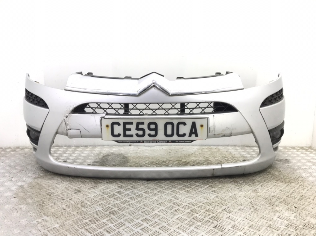 Бампер передний для Citroen C4 Picasso, 2009 г. 1.6 HDi дизель б/у