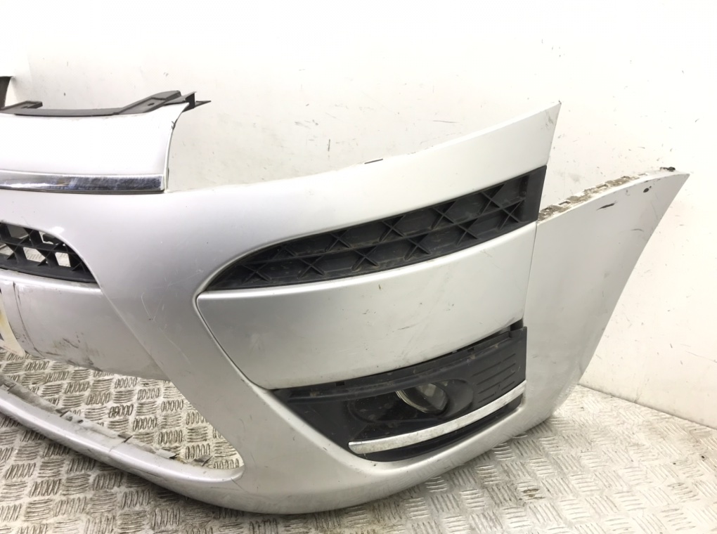 Бампер передний для Citroen C4 Picasso, 2009 г. 1.6 HDi дизель б/у — фото 5
