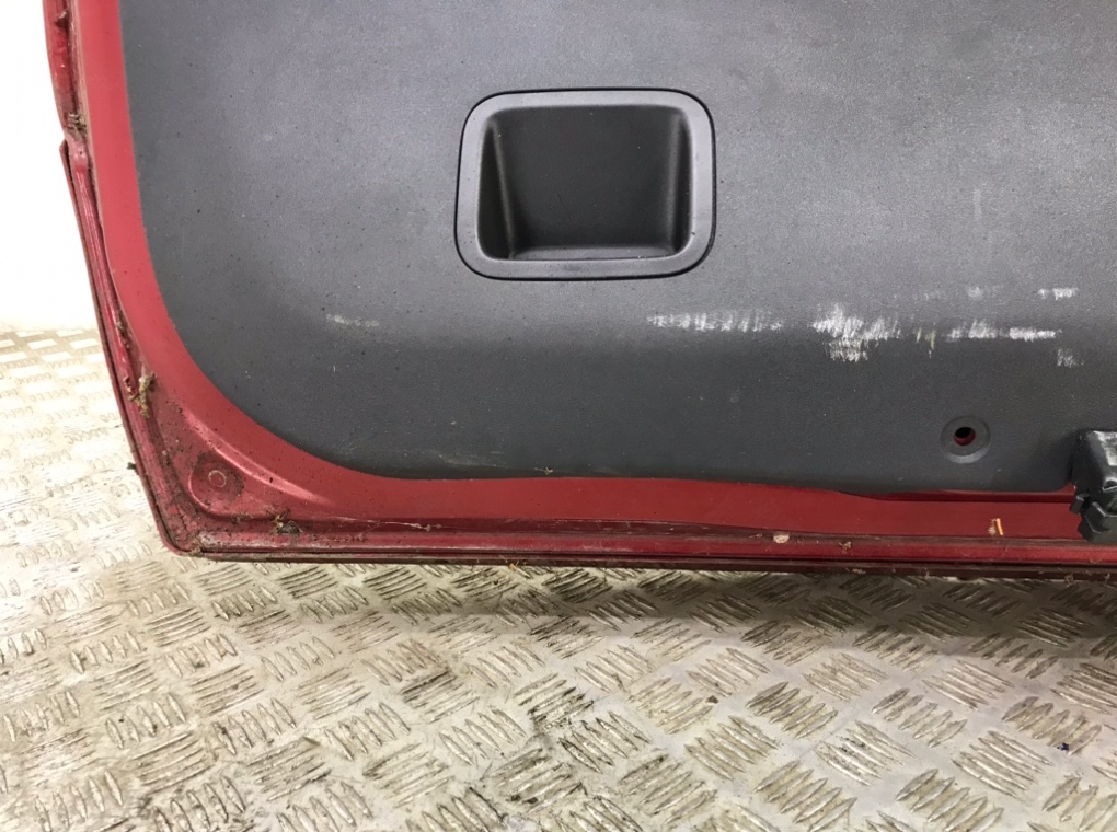 Крышка багажника для Citroen C4 Picasso, 2010 г. 1.6 HDi дизель б/у — фото 4