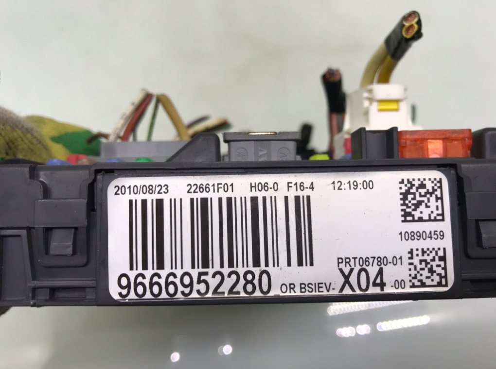 Блок комфорта для Peugeot 207, 2010 г. 1.4 HDi дизель б/у — фото 5