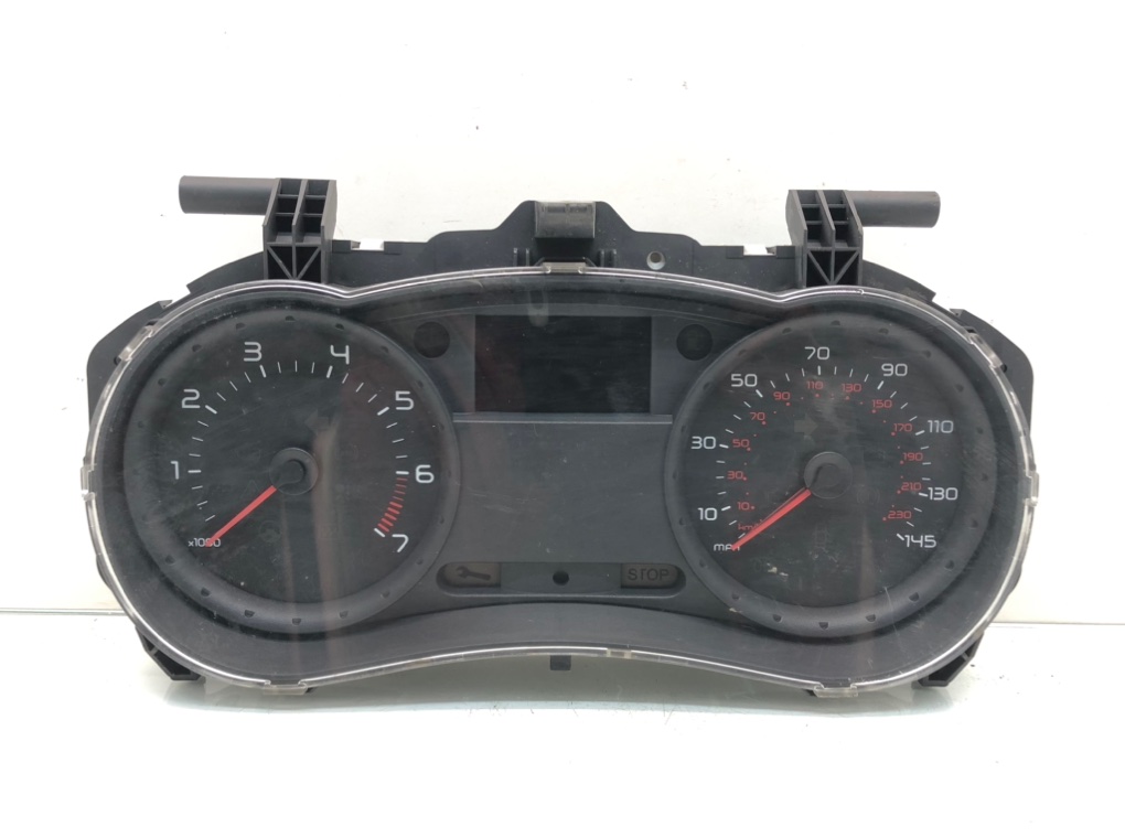 Щиток приборов (приборная панель) для Renault Clio, 2006 г. 1.4 i бензин б/у