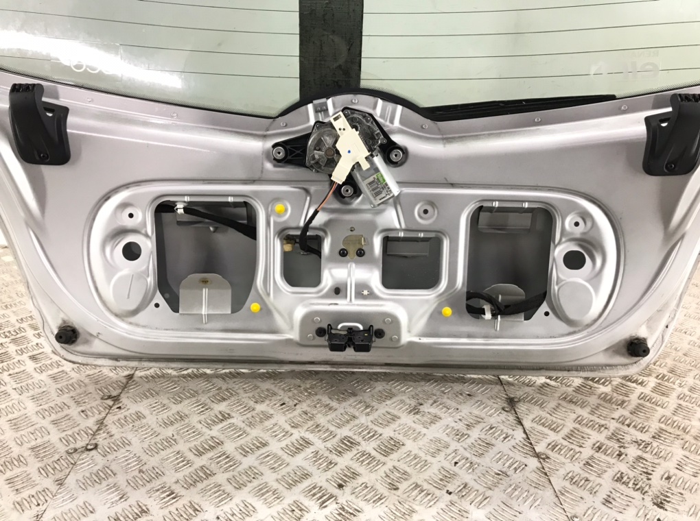 Крышка багажника для Renault Twingo, 2008 г. 1.2 i бензин б/у — фото 6