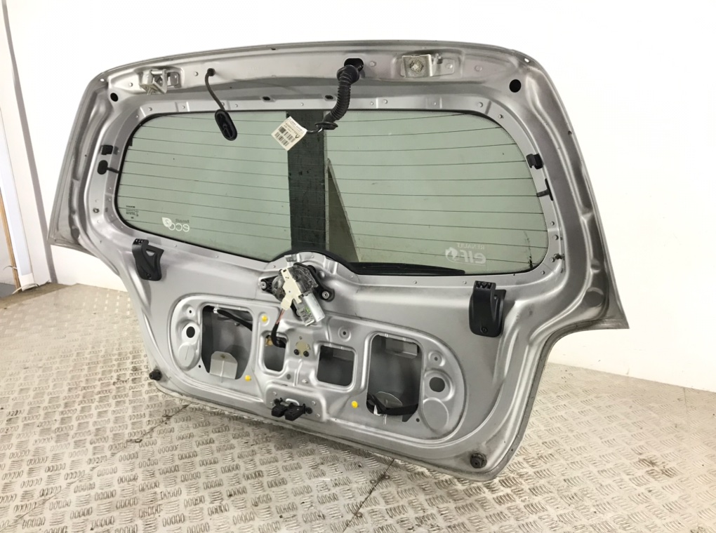 Крышка багажника для Renault Twingo, 2008 г. 1.2 i бензин б/у — фото 7