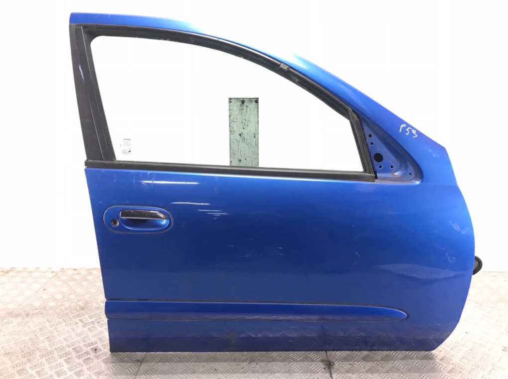Дверь передняя правая для Nissan Almera, 2002 г. 1.8 i бензин б/у