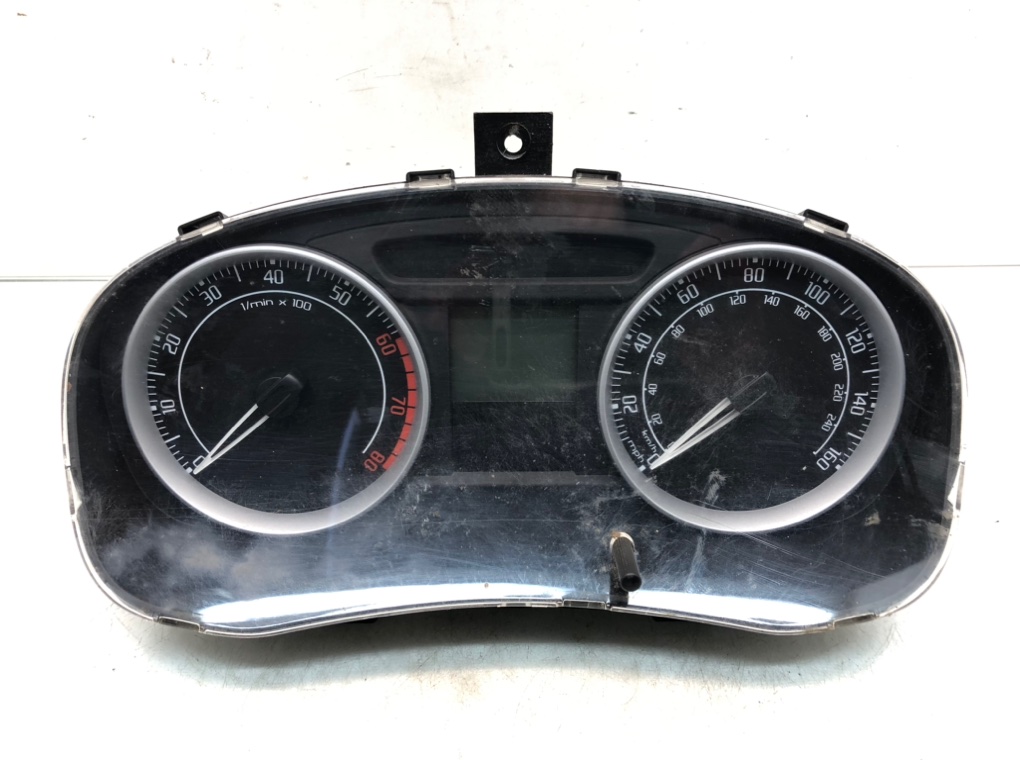 Щиток приборов (приборная панель) для Skoda Fabia, 2007 г. 1.2 i бензин б/у