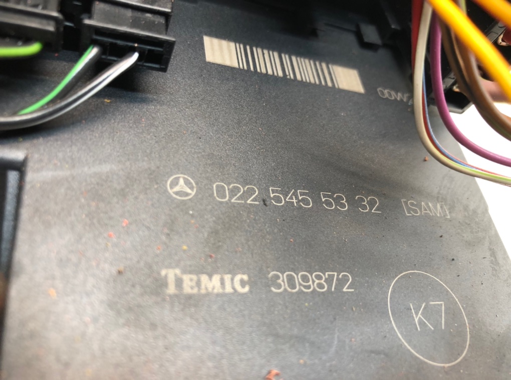 Блок предохранителей для Mercedes E W210, 2000 г. 2.0 i бензин б/у — фото 6