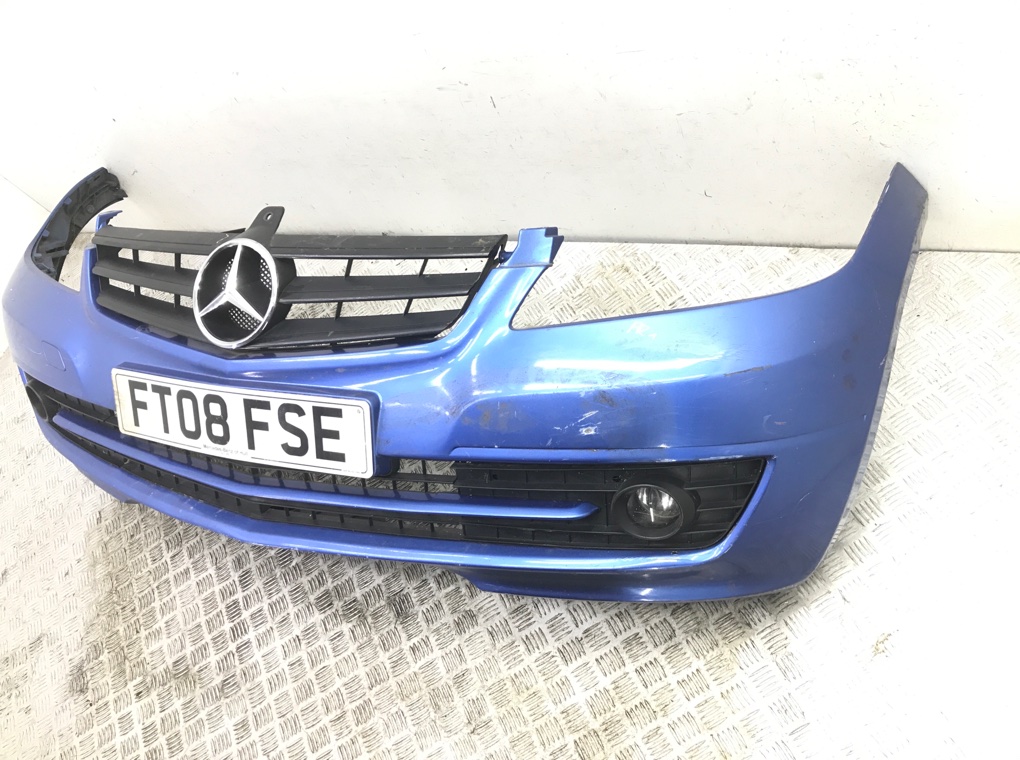 Бампер передний для Mercedes A W169, 2008 г. 2.0 CDi дизель б/у — фото 3