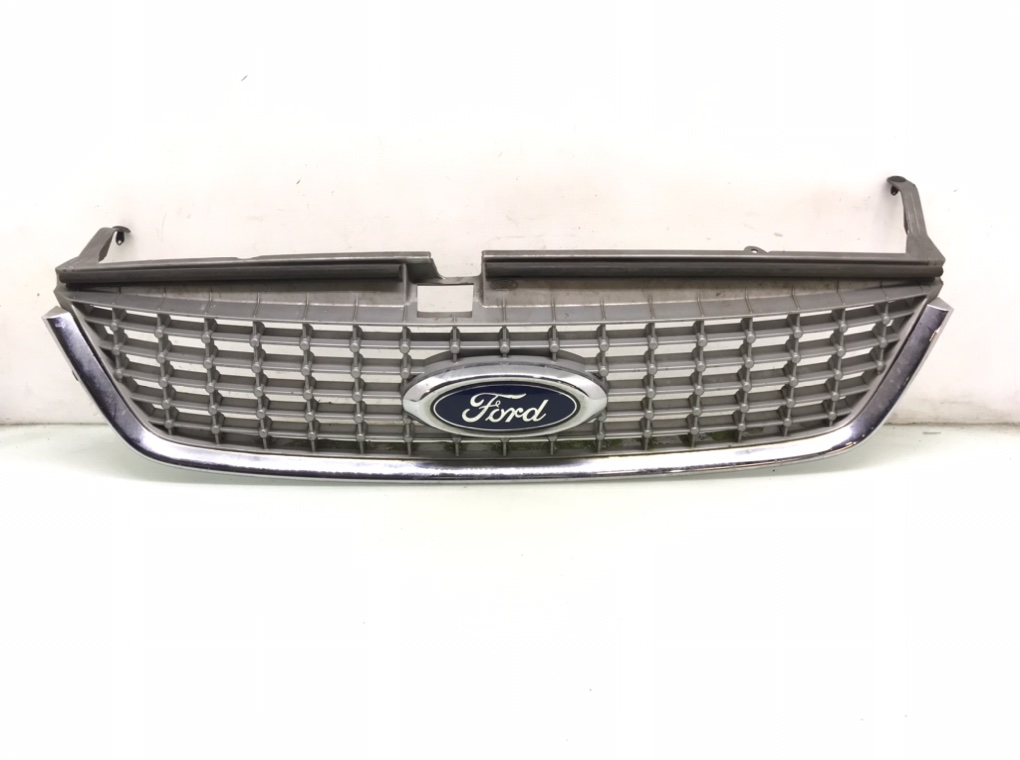 Решетка радиатора для Ford Mondeo, 2007 г. 2.0 TDCi дизель б/у