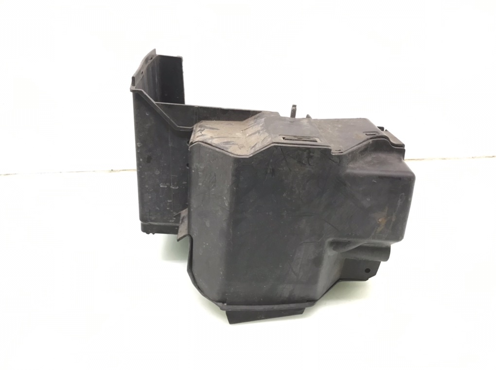 Полка аккумулятора для Ford Focus, 2006 г. 1.6 i бензин б/у — фото 3
