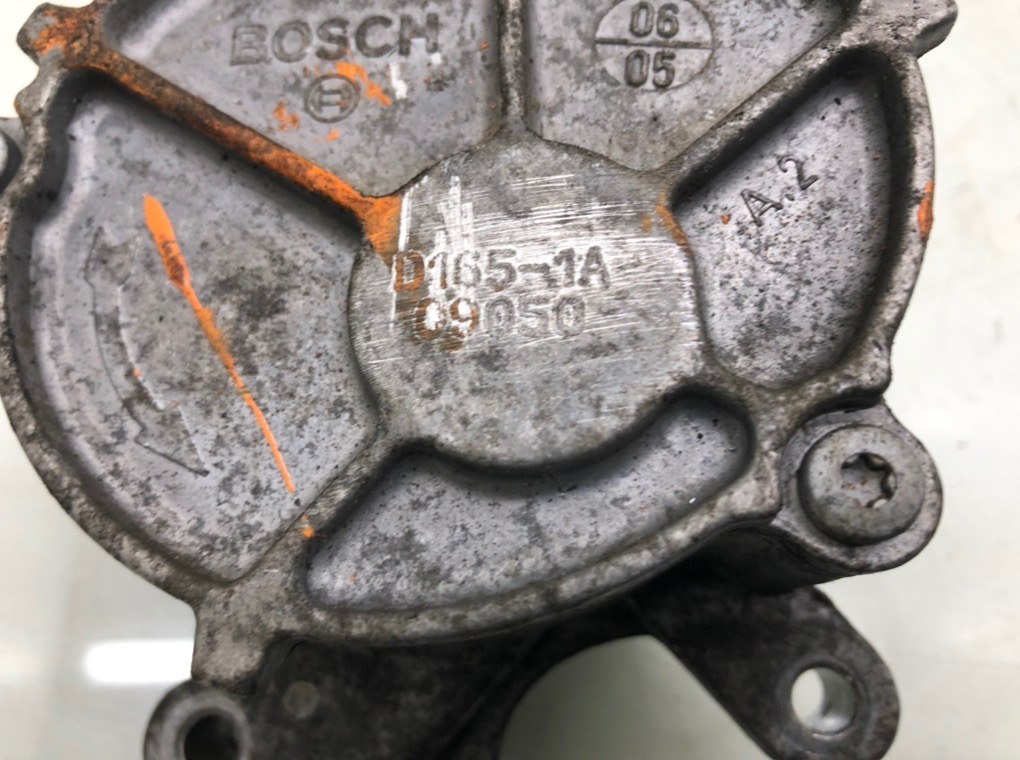 Насос вакуумный для Peugeot 407, 2005 г. 2.0 HDi дизель б/у — фото 6