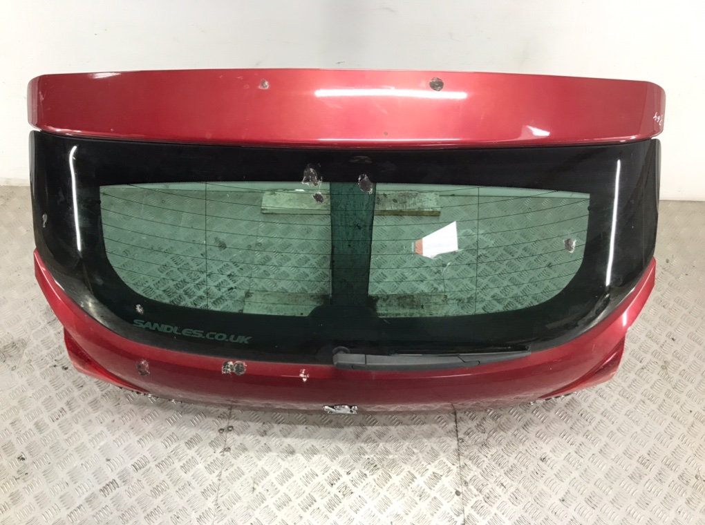 Крышка багажника для Peugeot 3008, 2012 г. 2.0 HDi дизель б/у — фото 2