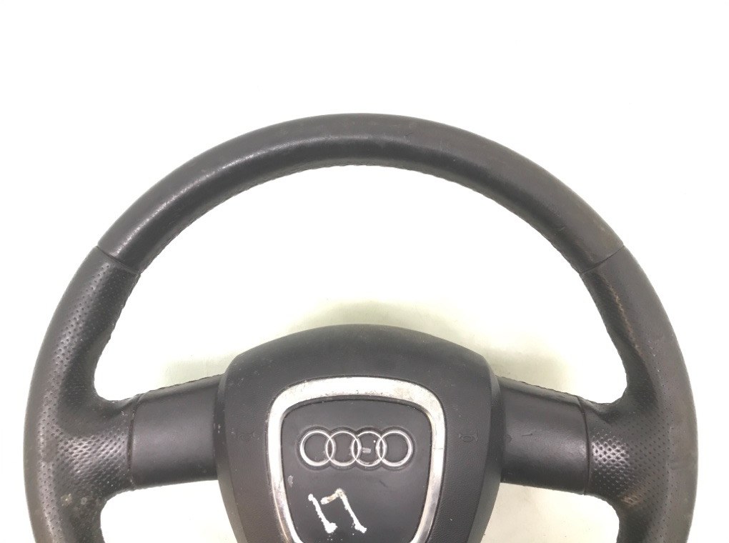 Руль для Audi A3, 2006 г. 2.0 TFSI бензин б/у — фото 3