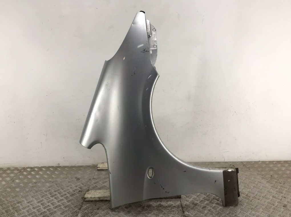 Крыло переднее правое для Citroen Xsara Picasso, 2006 г. 1.6 HDi дизель б/у