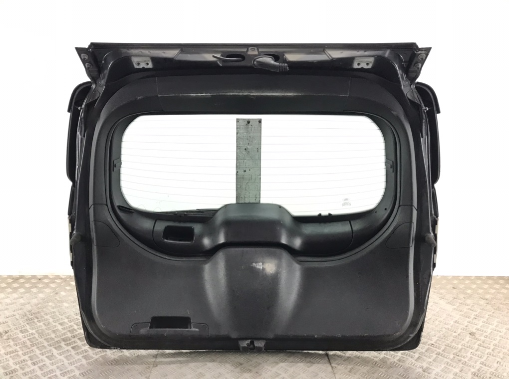 Крышка багажника для Ford Kuga, 2010 г. 2.0 TDCi дизель б/у — фото 3