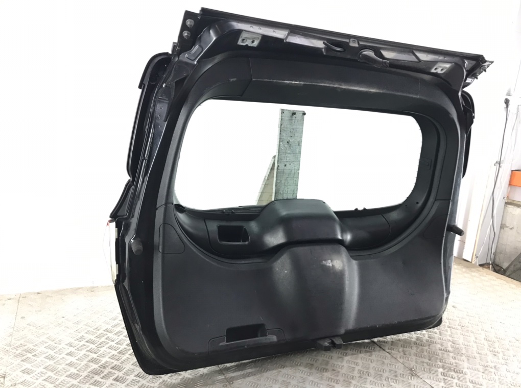 Крышка багажника для Ford Kuga, 2010 г. 2.0 TDCi дизель б/у — фото 6