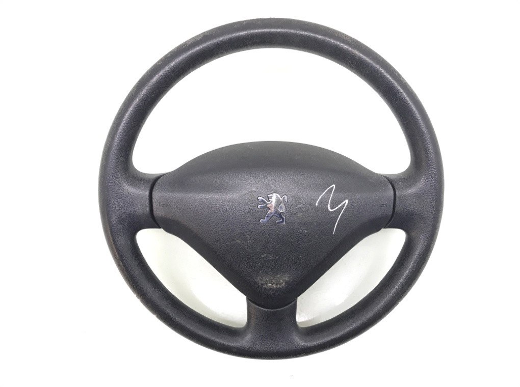 Руль для Peugeot 207, 2007 г. 1.4 i бензин б/у