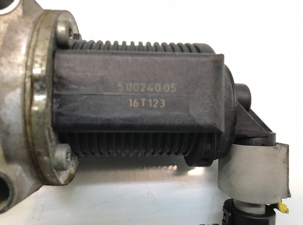 Клапан EGR Zafira 2010 B 1.9 CDTi