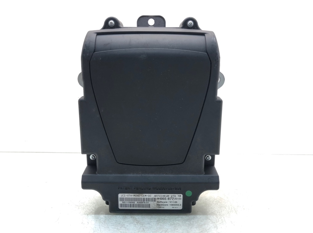 Дисплей для Peugeot 3008, 2012 г. 2.0 HDi дизель б/у