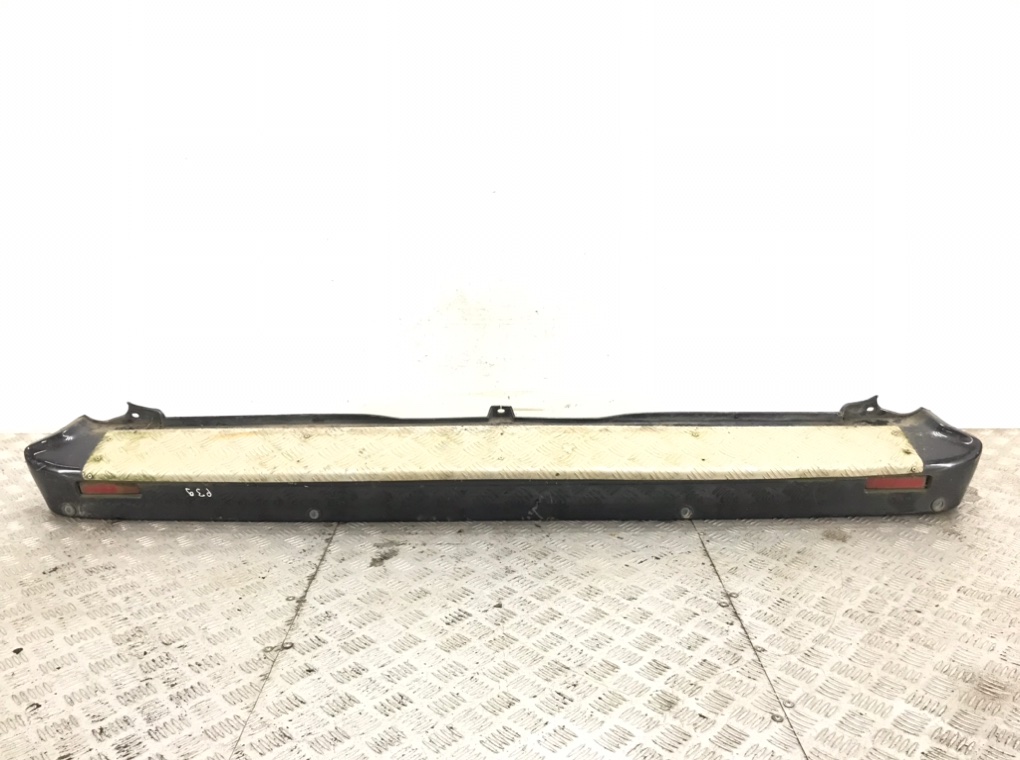 Бампер задний для Renault Trafic, 2008 г. 2.0 DCi дизель б/у